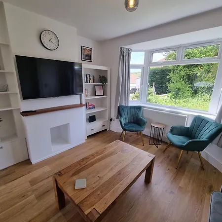 Headley House By Cliftonvalley Bristol