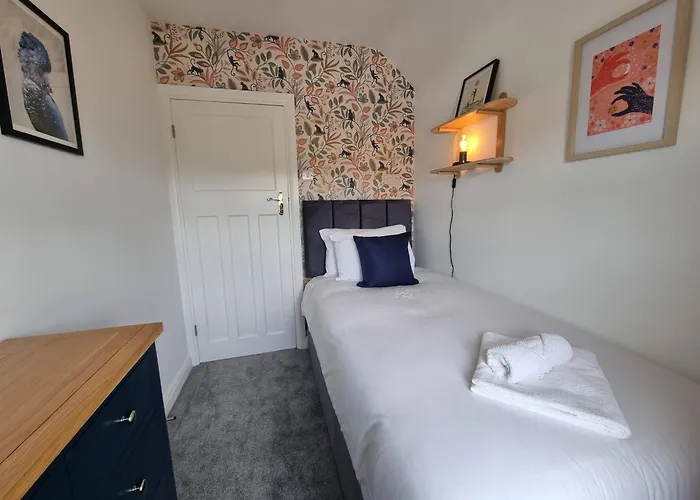 Daire Headley House By Cliftonvalley Bristol