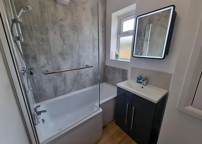 Headley House By Cliftonvalley Daire *