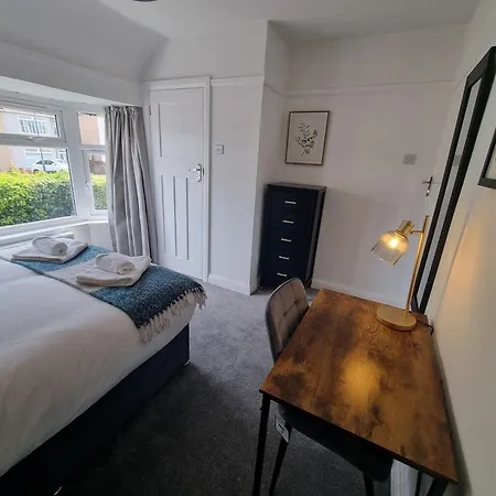 Headley House By Cliftonvalley Apartamento